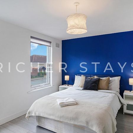 Large Home For Contractors & Families - Garden & Amenities Londra Esterno foto